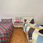 New And Elegant On The Navigli Netflix E דירה