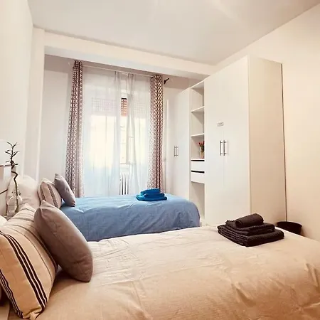 Apartment New And Elegant On The Navigli Netflix E Milan