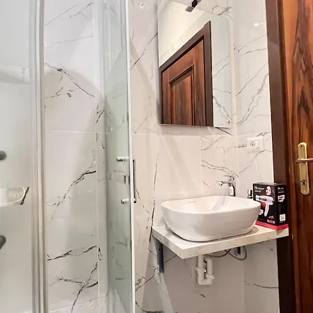 Appartamento New And Elegant On The Navigli Netflix E *