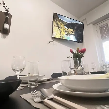 Appartamento New And Elegant On The Navigli Netflix E Milano